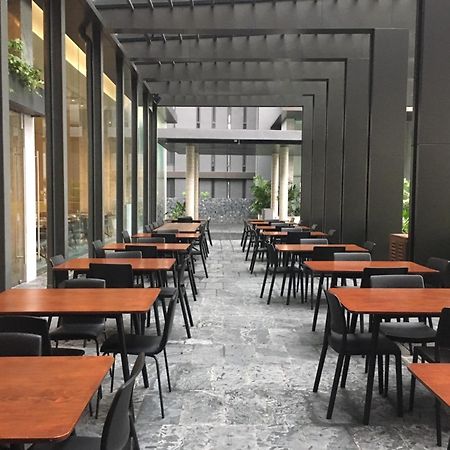 Balcony Seaside Sriracha Hotel & Serviced Apartments Si Racha Exterior foto