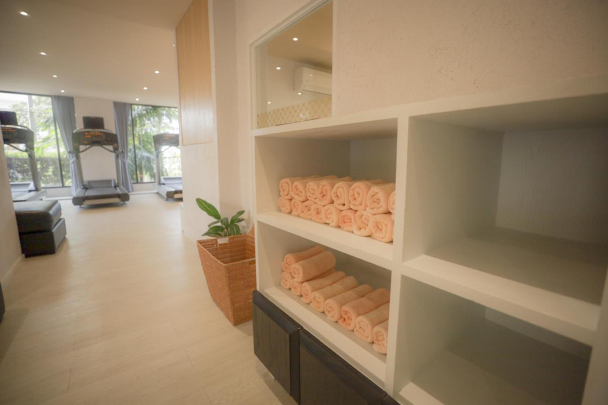 Balcony Seaside Sriracha Hotel & Serviced Apartments Si Racha Exterior foto