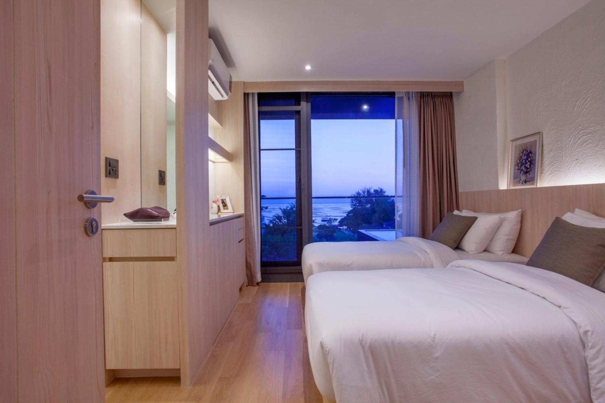 Balcony Seaside Sriracha Hotel & Serviced Apartments Si Racha Exterior foto