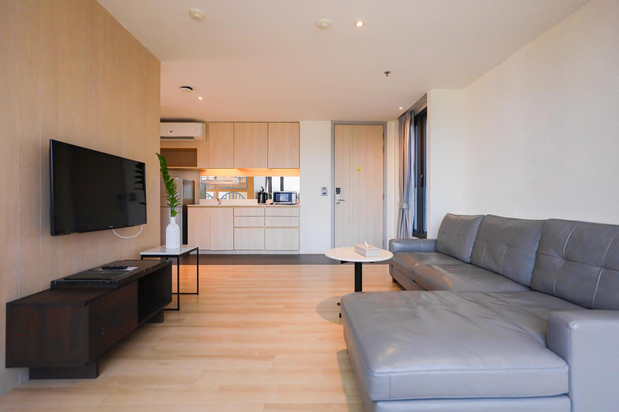 Balcony Seaside Sriracha Hotel & Serviced Apartments Si Racha Exterior foto